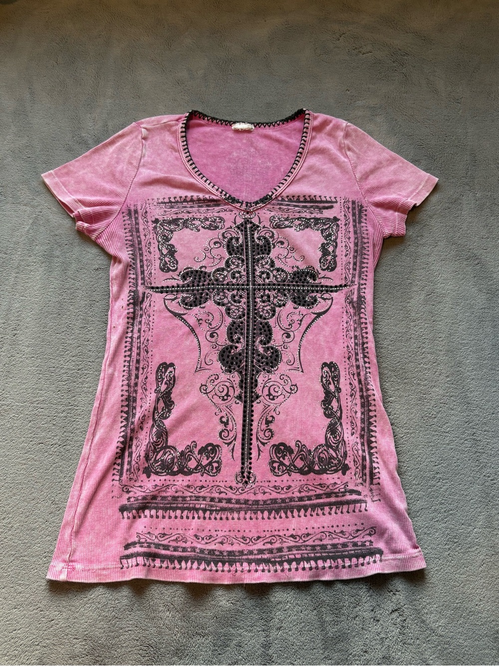 Y2K Pink Rhinestone Cross Graphic Top Ribbed V-Neck Gothic McBling